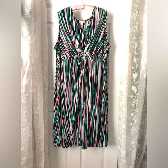 Catherines Womens Striped Knee Length Dress Plus Size 3X V-Neck Sleeveless - Picture 4 of 8